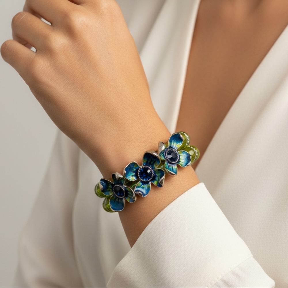 Beautiful Green and Blue Flower Bracelet
